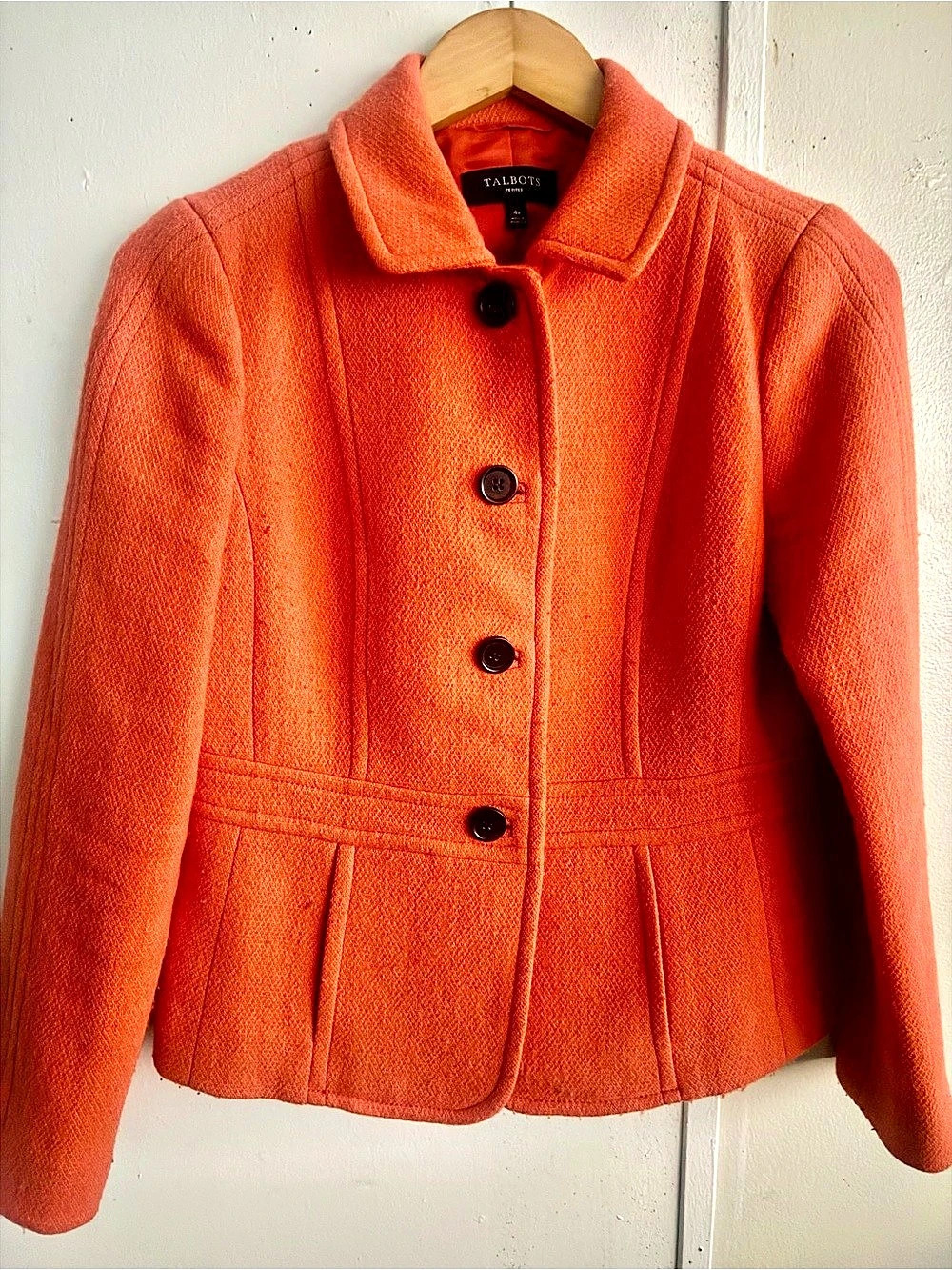 Talbots Petite Blazer in Orange Size 4P Like New